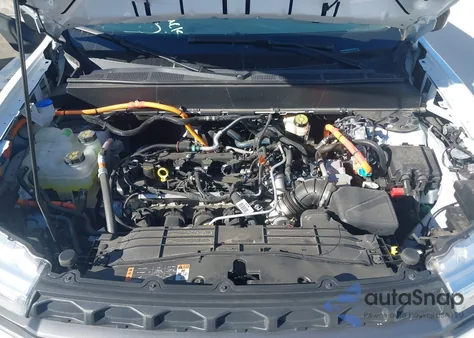 2024 Ford Maverick Xlt z USA, uszkodzony, nr VIN 3FTTW8H39RRA74636